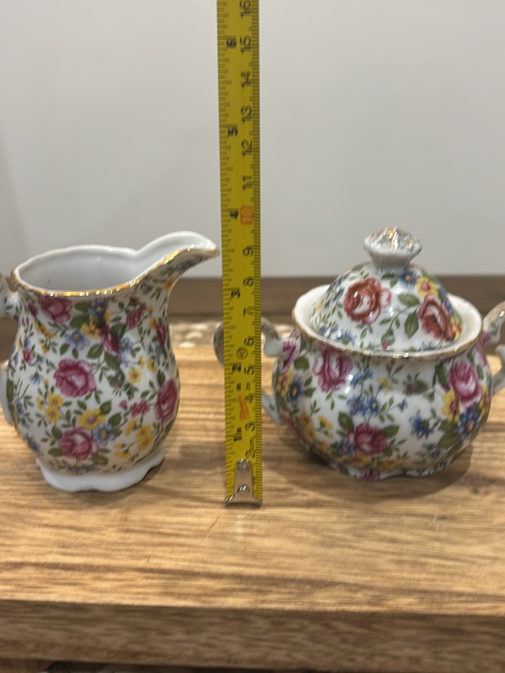 Vintage Chintz Ware Creamer And Sugar Set - Picture 5 of 5